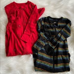 Set of 2 old navy pajamas with footies